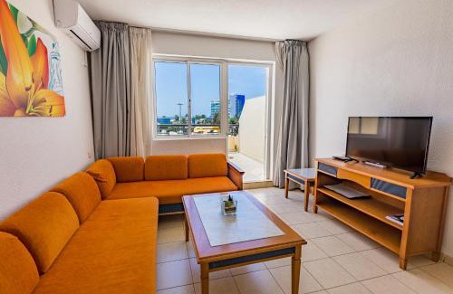 Morro Jable Apartment | The House of Nonni Ventura - beachfront, ocean view, Wi-Fi, aircon, swimming pool