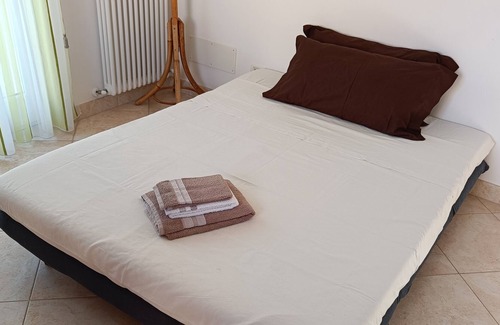 Ortona House | The house of the orange trees