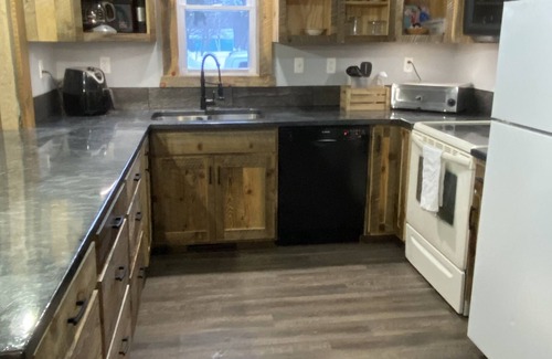 Grand View House | The house with the blue door