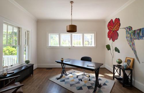 Old Irving Park House | The Hummingbird House