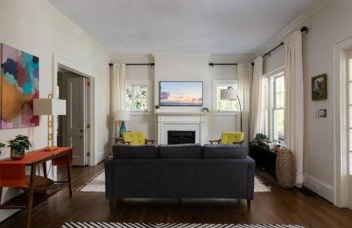 Old Irving Park House | The Hummingbird House