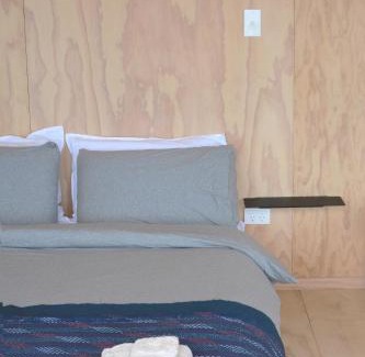 Ahipara Bed & Breakfast | The Huts
