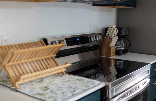 Tri-Cities House | "The Hygge" 1-bedroom private ground floor apartment in charming Kennewick