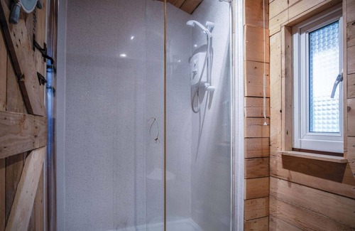 Castlemartin Apartment | The Hygge Hut - 1 Bed - Freshwest Beach Retreat