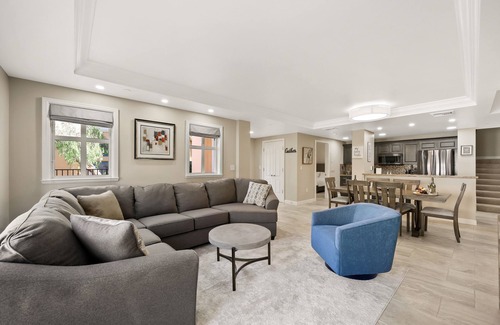 Lake Las Vegas House | The Ideal Townhouse Getaway