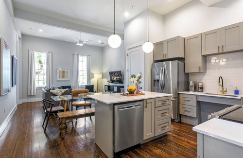 New Orleans Apartment | The Irish House