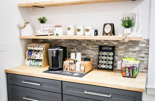 Low Moor Apartment | The Iron and Gold Retreat- Room #1 Private Suite