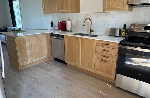 Kitchener House | The Iron Bridge on Victoria Park - 1 Bed | 1 Bath