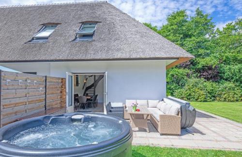 De Koog House | The island life texel met jacuzzi