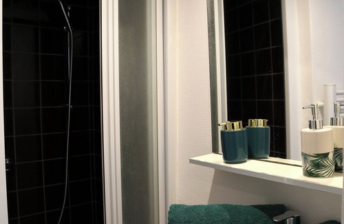 Saint-Quentin Apartment | THE ISLE PARADISE