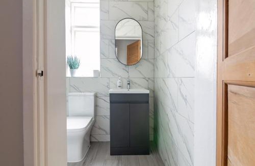 Rothley Apartment | The Ivanhoe Apartment