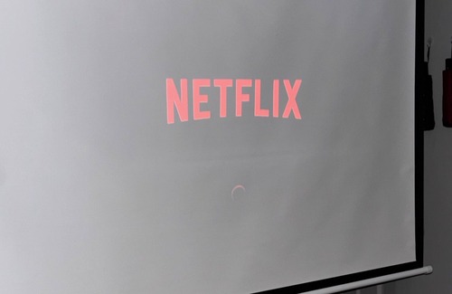 Luton House | The Ivy Cinema Suite | Guesthouse