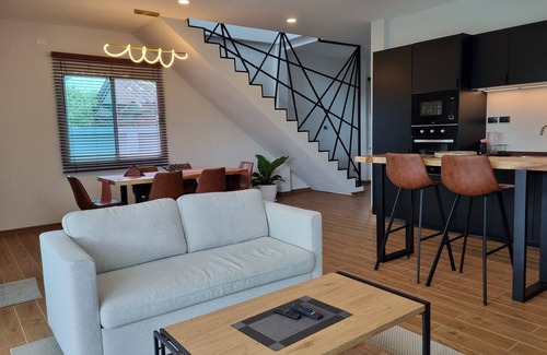 Chalong House | The Jakuzzi House