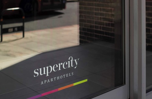 Leeds City Center Apartment | The Jubilee by Supercity Aparthotels