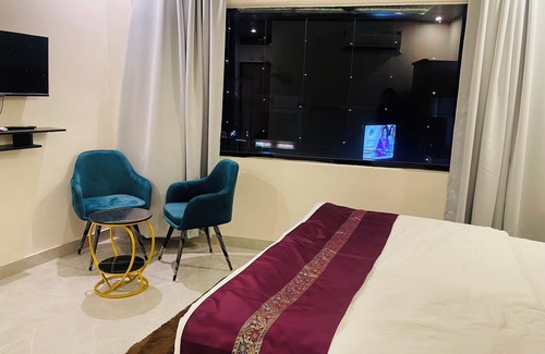 Varanasi Hotel | The Kashi Stays