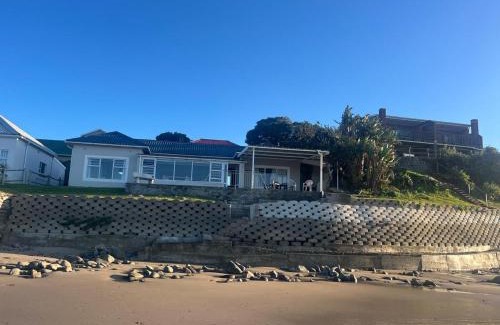 Kei Mouth House | The Kei Mouth Guest Lodge Collection