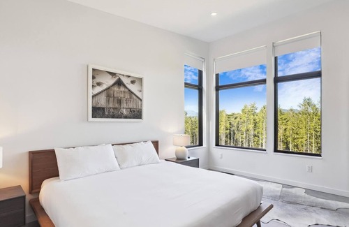 Stowe Hollow House | The Kelley at Eloise Lane - Stunning New Construction and Convenience!