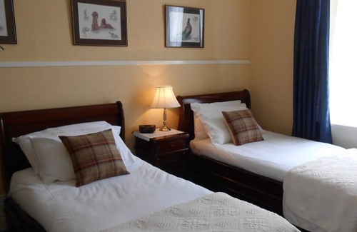 Saint John's Town of Dalry Bed & Breakfast | The Kenbridge Hotel