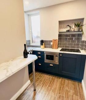 Whitehead Apartment | The King's Parlour Whitehead