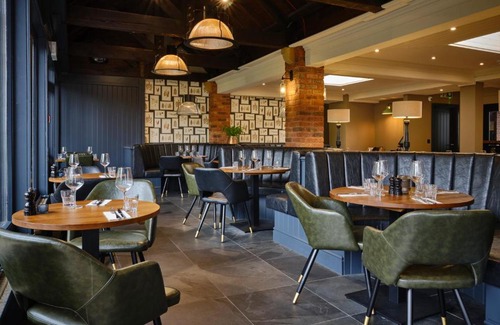 Cardington Hotel | The Kingfisher