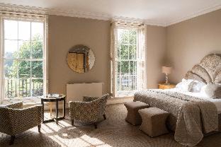 Christchurch Hotel | The Kings Arms