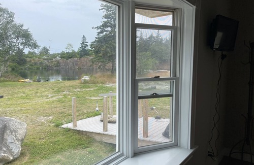 Vinalhaven House | The Kittredge Cottage at East Boston Quarry