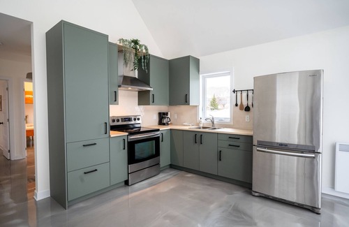 Murdochville House | The Kobber Hüs - Elegance in the heart of town