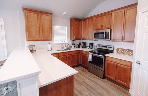 Bedford House | The Ladera House
