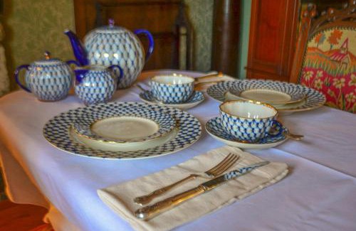 Dalbeattie Bed & Breakfast | The Lady Maxwell Room at Buittle Castle
