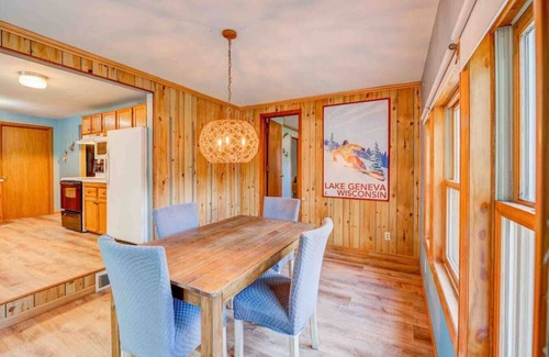 Como House | The Lake Como Clubhouse