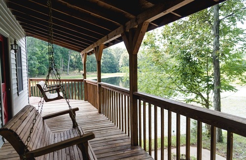 Milltown Cabin | The Lakehouse/Cabin is a Hidden Gem