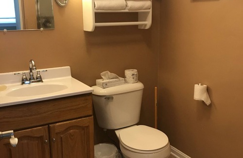 Geneva-on-the-Lake Hotel | The Lakehouse Inn