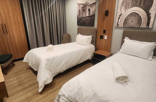 Greater Johannesburg Metropolitan Area Hotel | The Lakewood Hotel