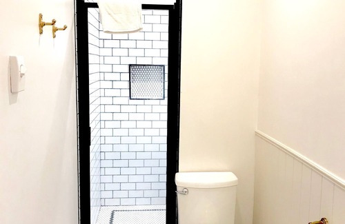 La Grande House | The Landing Hotel and Dining