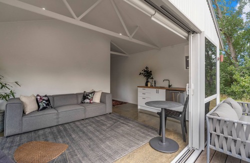 Matakana House | The Landing Pad - Matakana Holiday Retreat