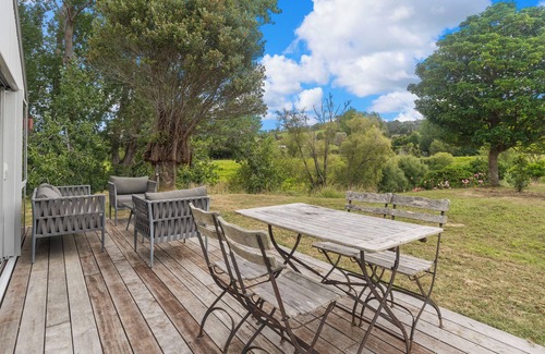 Matakana House | The Landing Pad - Matakana Holiday Retreat