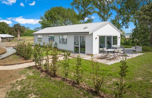 Matakana House | The Landing Pad - Matakana Holiday Retreat