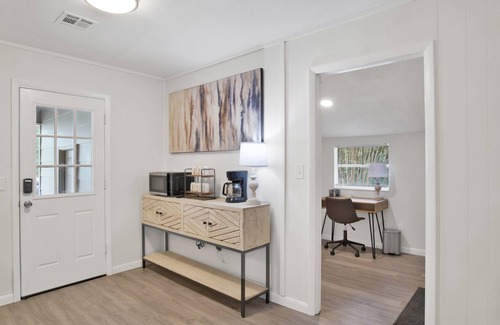 Northeast Pensacola House | The Langley House-Pool-Beaches-Shopping & Dining-Family Friendly