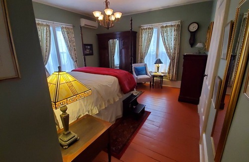 Annapolis Royal Bed & Breakfast | The Lark & Loon Inn