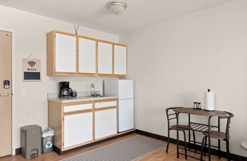 Paradise Apartment | The Lassen | Spacious & Private 1bdrm in Paradise