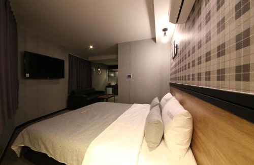 Jung-gu Hotel | The Last Hotel Nampo