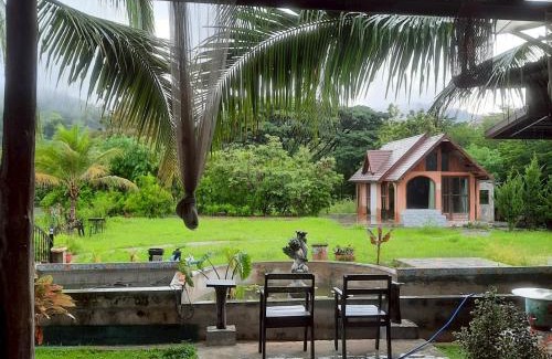 Mittaphap House | The Leaf Pool Villa Resort