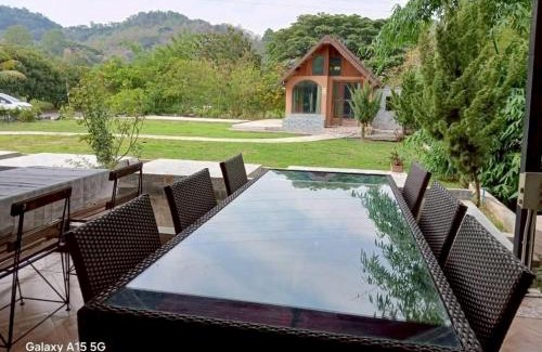 Mittaphap House | The Leaf Pool Villa Resort