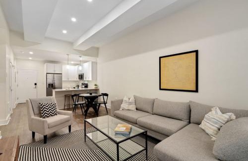 Center City East Apartment | The Ledger Residences by Sosuite - Old City