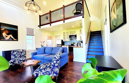 Alexandria Bay House | The Ledges Resort and Marina, Sparrow