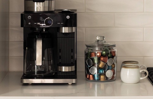 Central Oklahoma City House | The Letty- a Stylish 2BD in Walkable Wheeler District. Sleeps 7. Heart of OKC