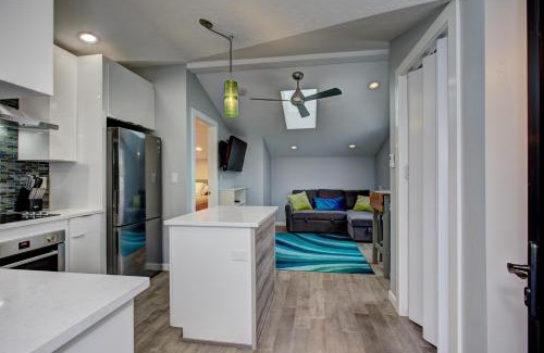 North End Apartment | The Lilly Pad Brand New in Hyde Park! Pet Friendly, fully fenced yard, walking distance to Hyde Park shops, and dining and Camel's Back Park