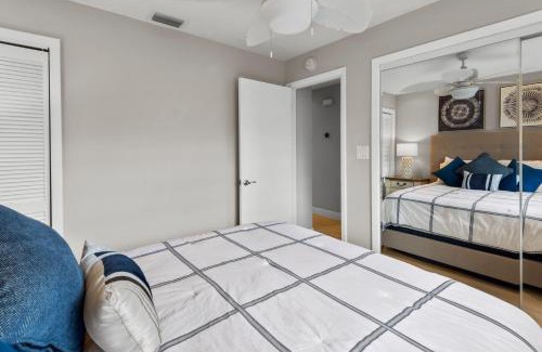 Mid Island Apartment | The Lime Margarita at the Anchorage