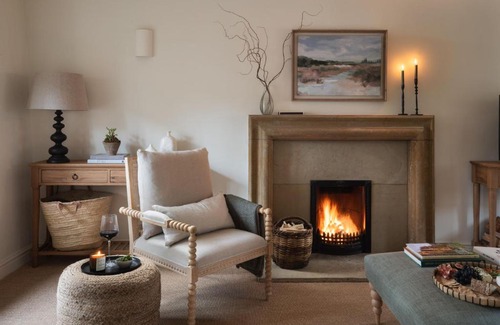 Lower Slaughter House | The Little Barn