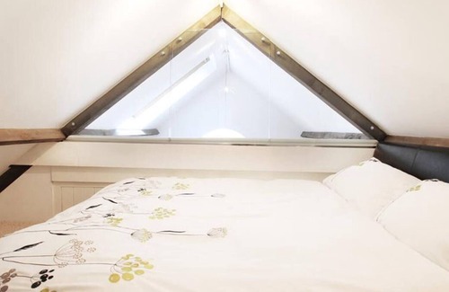 Parkmill Apartment | The Little Forge in the beautiful Swansea